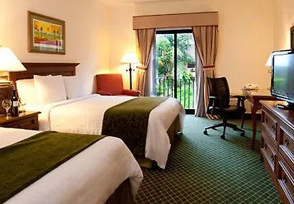 Courtyard By Marriott Santo Domingo Ξενοδοχείο