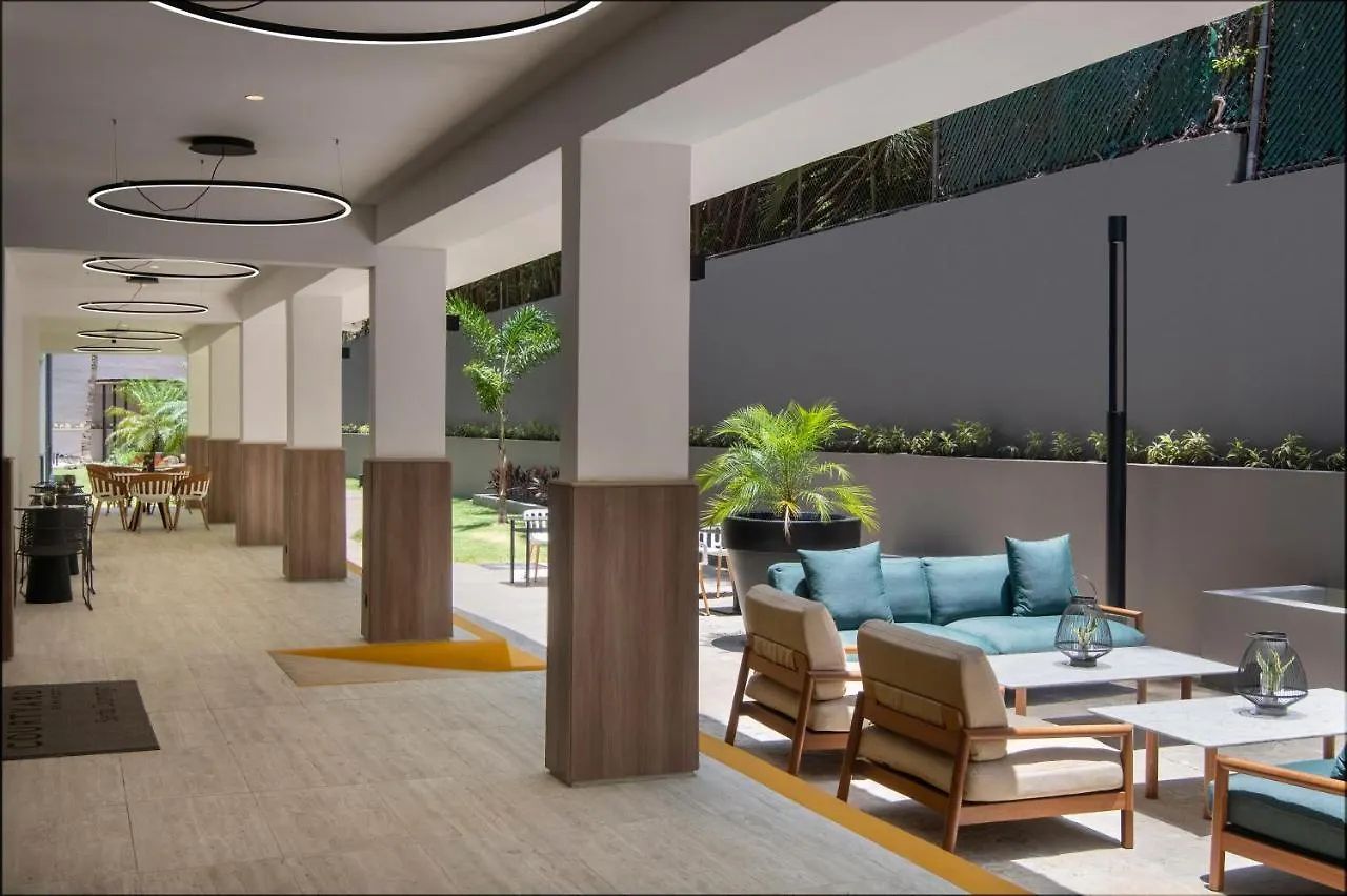 Courtyard By Marriott Santo Domingo Ξενοδοχείο