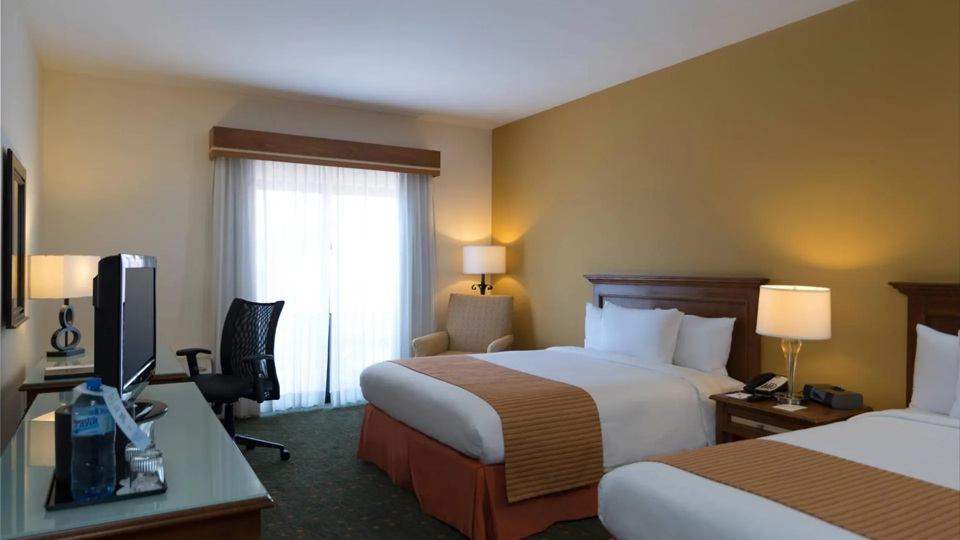 Courtyard By Marriott Santo Domingo Ξενοδοχείο