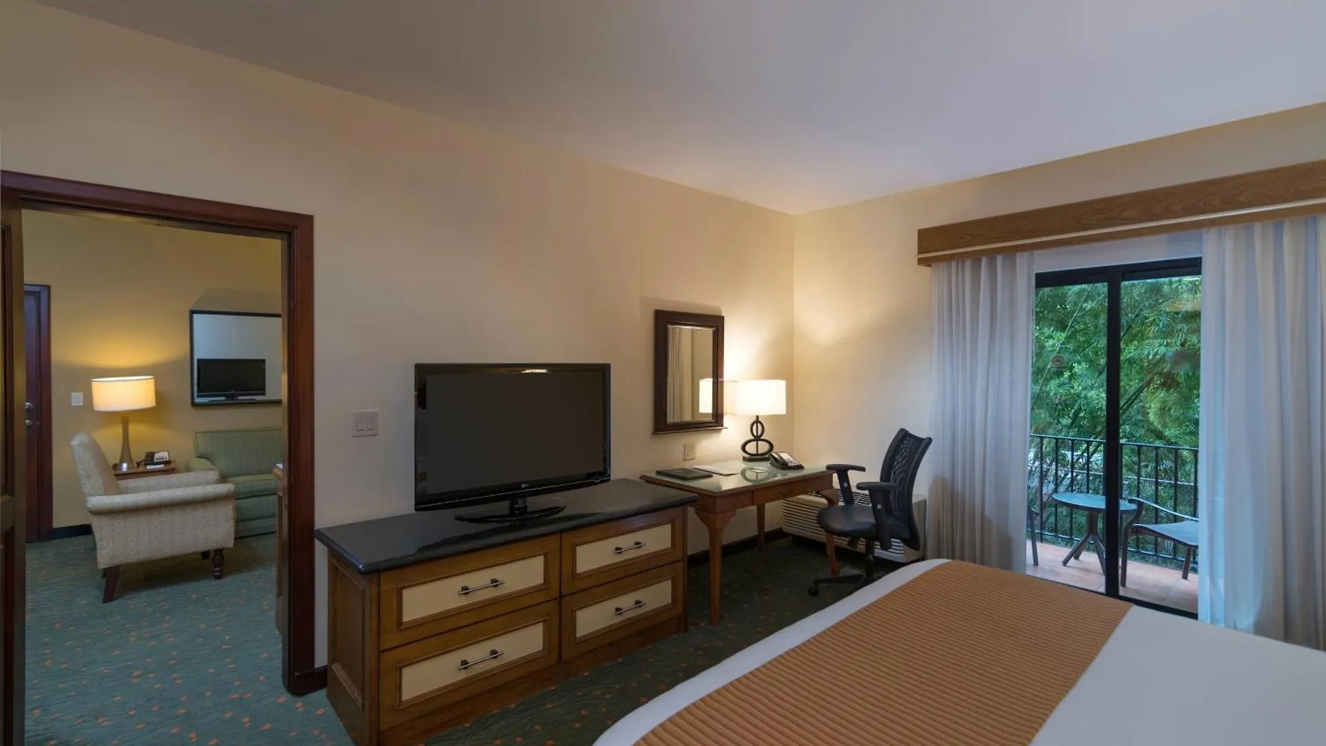 Courtyard By Marriott Santo Domingo Ξενοδοχείο