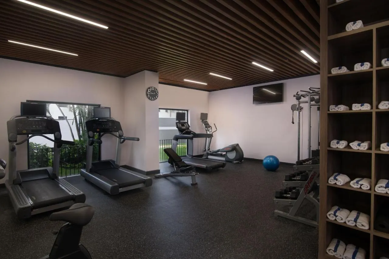 Courtyard By Marriott Santo Domingo Hotel Dominicaanse Republiek